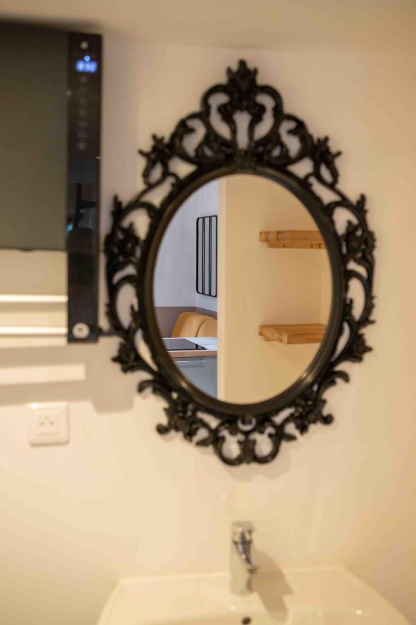 Le Parc Du Magnolia Bed & Breakfast Montbéliard Eksteriør bilde